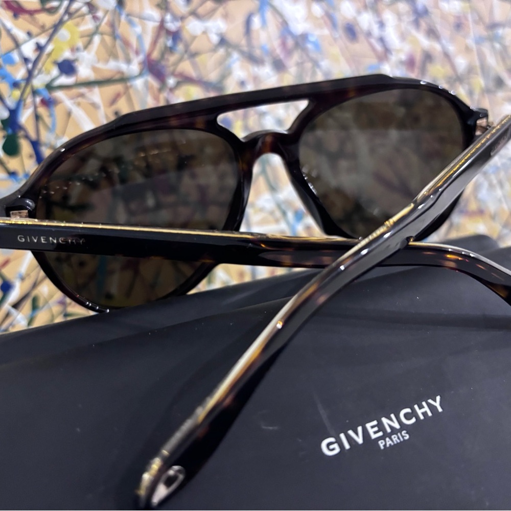 NWOT! GIVENCHY ⚜️ Aviator Sunglasses - Picture 7 of 9